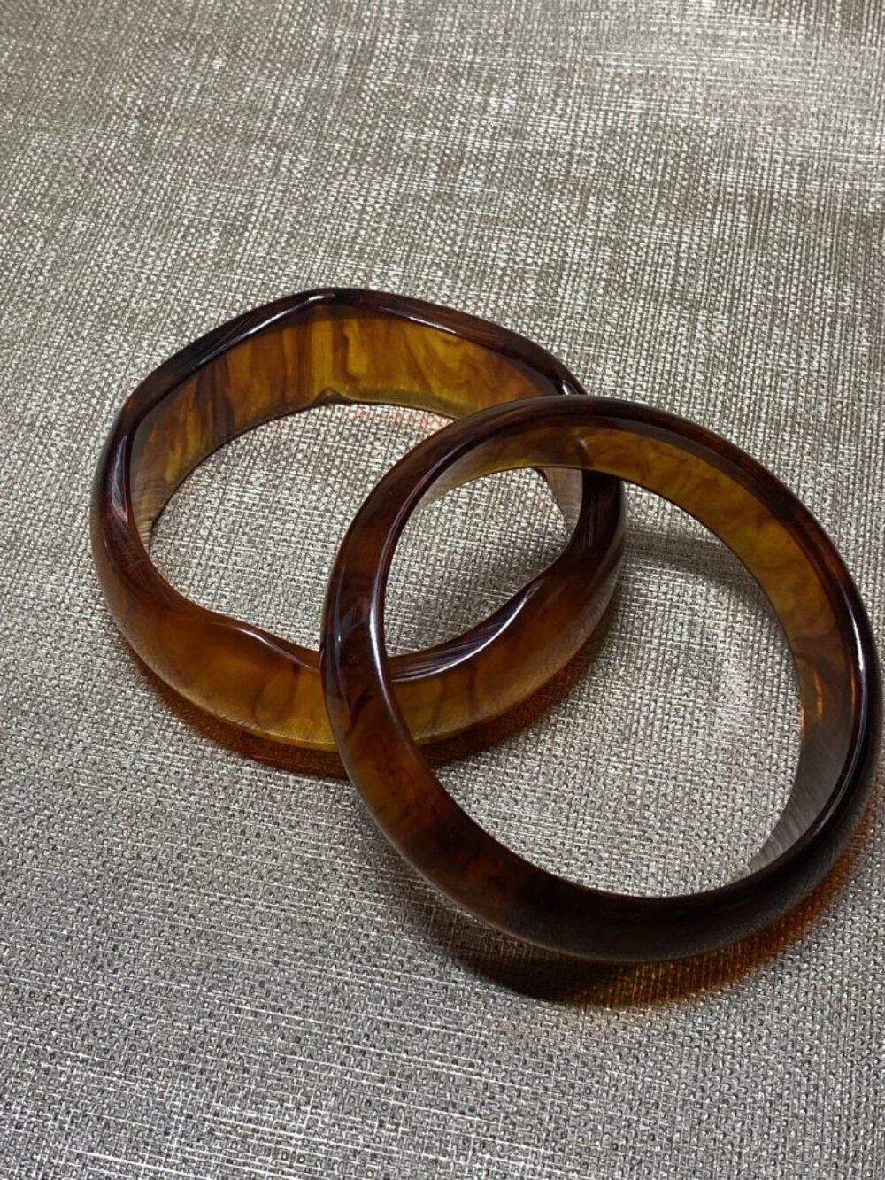 Vintage 1950s Bakelite Bangle Bracelets Set Marbled Amber Root Beer Tested Simi